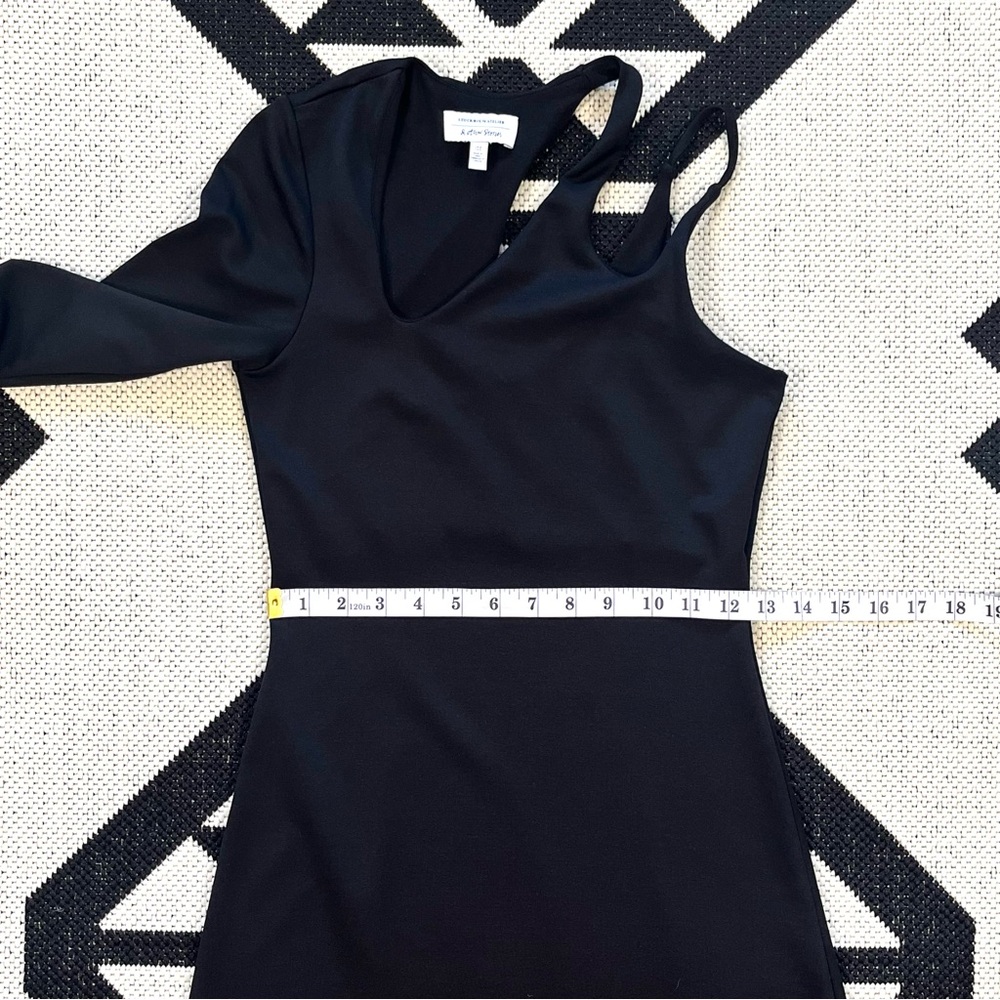 & Other Stories One Shoulder Cutout Long Sleeve Maxi Dress in Black Size 6 - Picture 10 of 15
